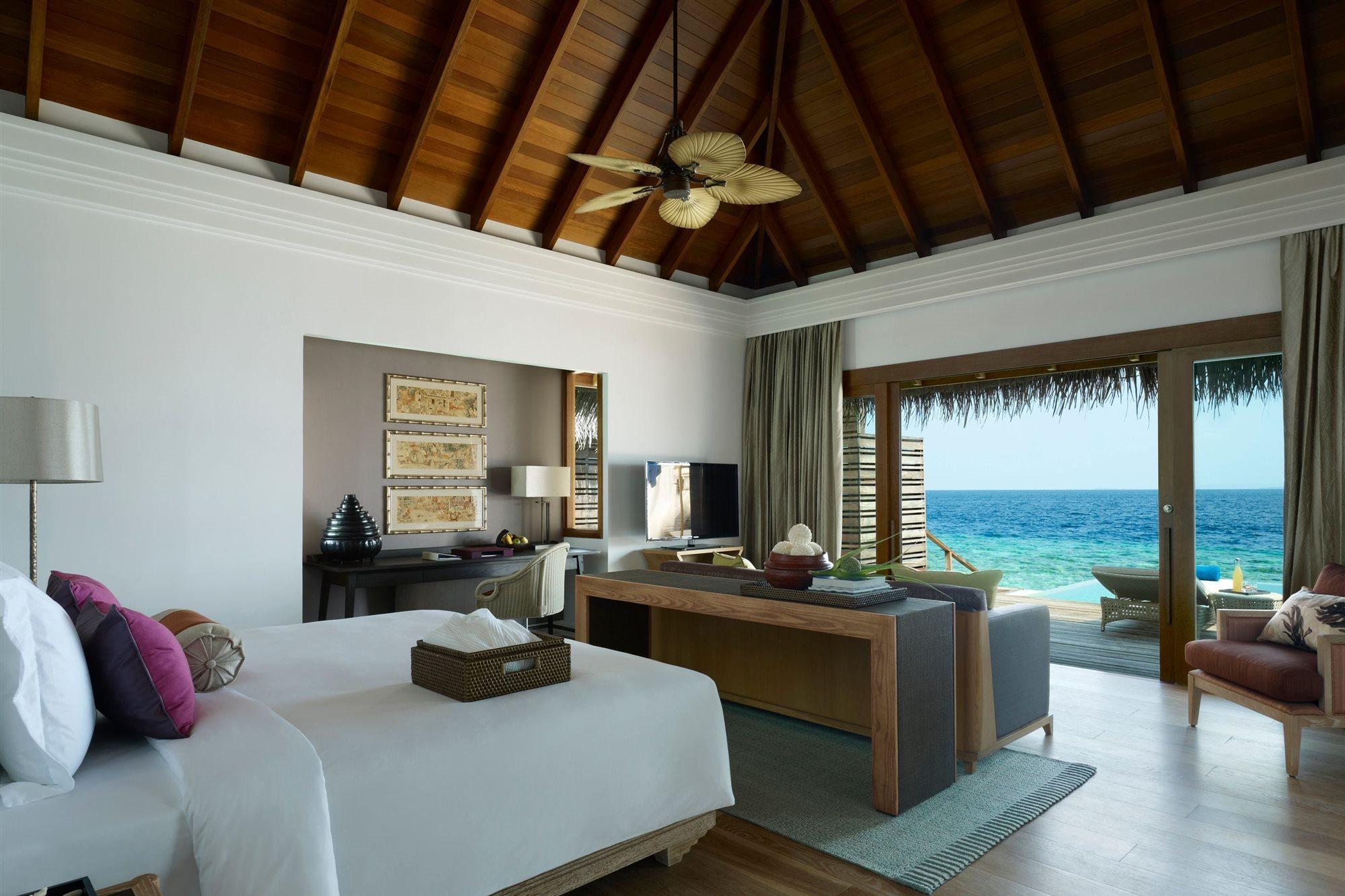 Dusit Thani Maldives Hotel Amilla Fushi Exterior photo