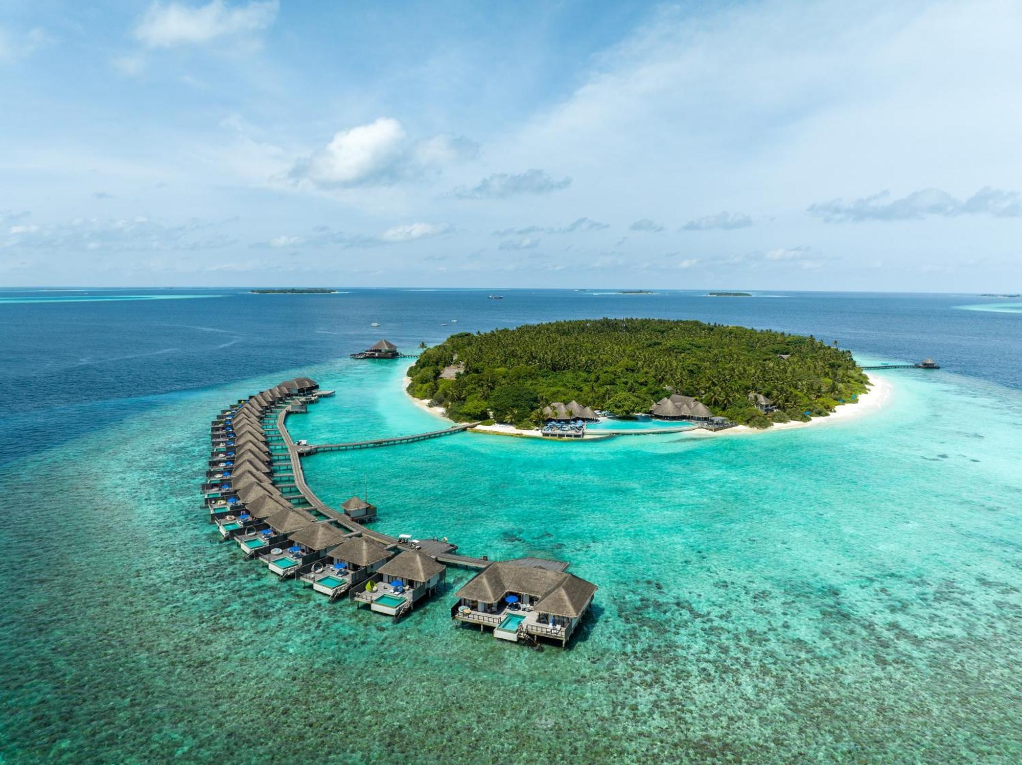 Dusit Thani Maldives Hotel Amilla Fushi Exterior photo