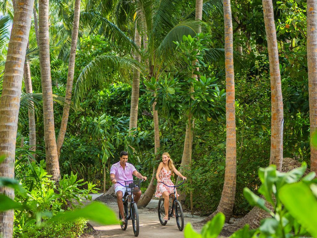 Dusit Thani Maldives Hotel Amilla Fushi Exterior photo