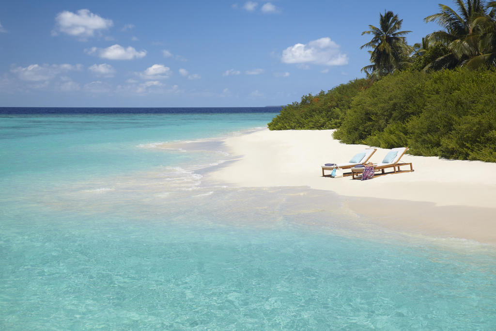 Dusit Thani Maldives Hotel Amilla Fushi Exterior photo