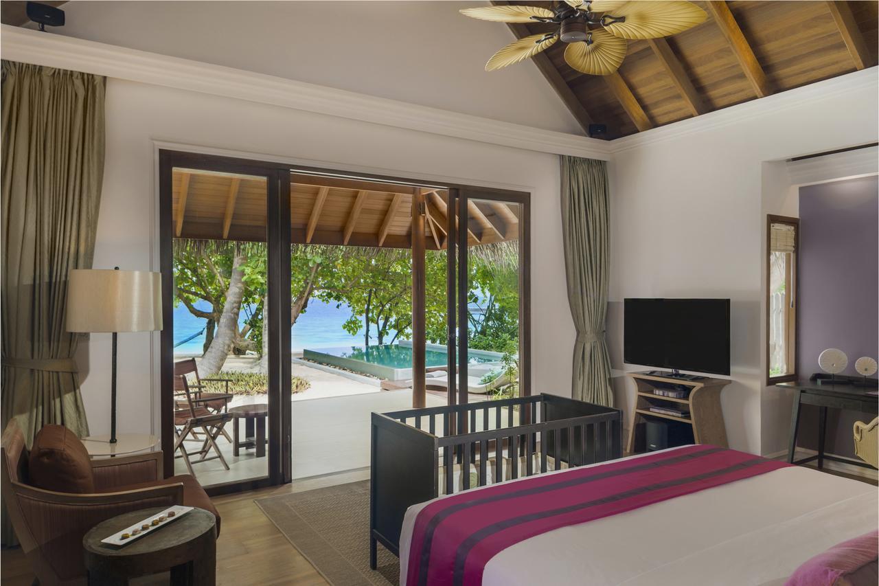 Dusit Thani Maldives Hotel Amilla Fushi Exterior photo