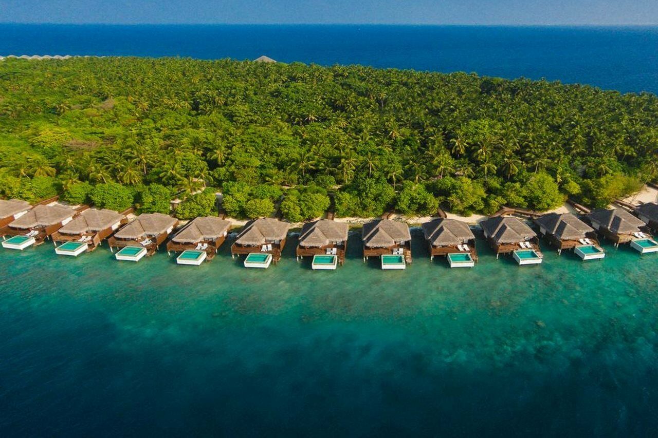 Dusit Thani Maldives Hotel Amilla Fushi Exterior photo