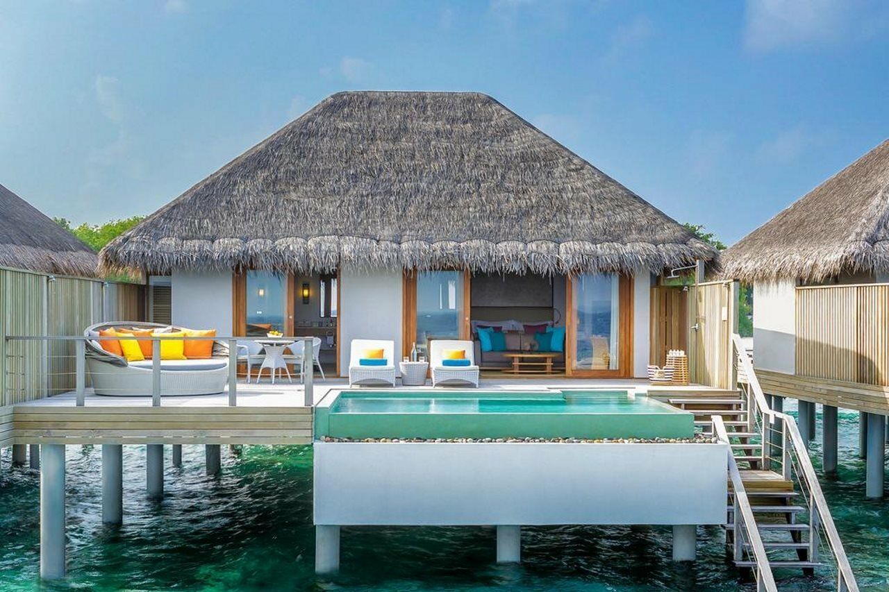 Dusit Thani Maldives Hotel Amilla Fushi Exterior photo