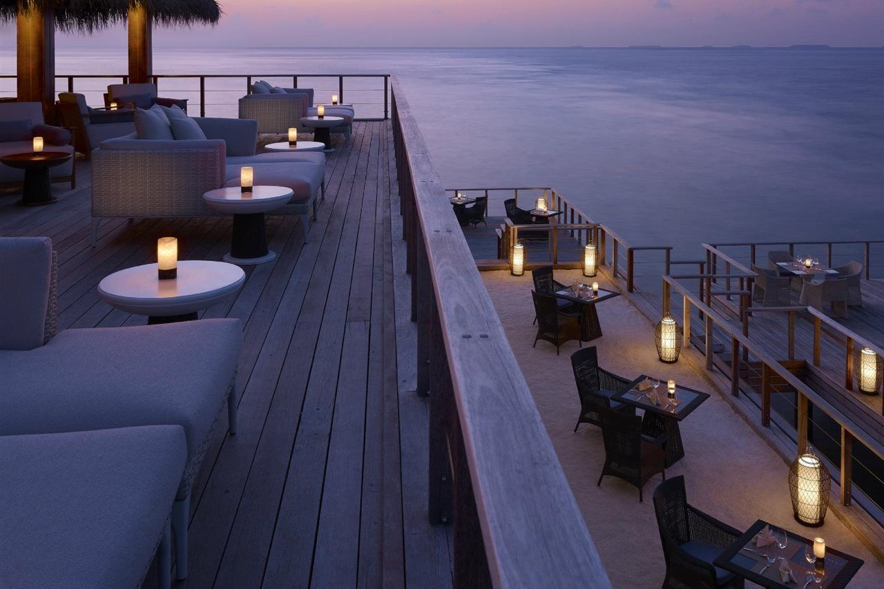 Dusit Thani Maldives Hotel Amilla Fushi Exterior photo